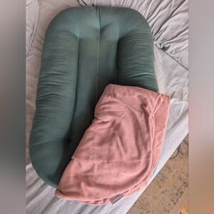 Snuggleme INFANT lounger w/ cover